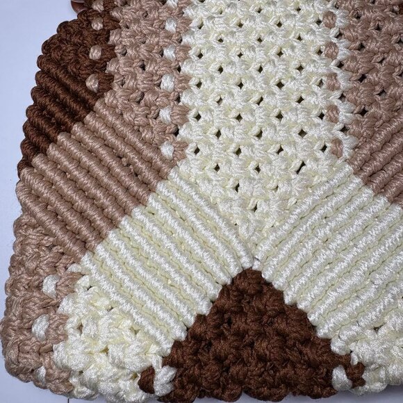 VINTAGE Purse Macrame Boho Style Lucite Handles - Picture 9 of 11